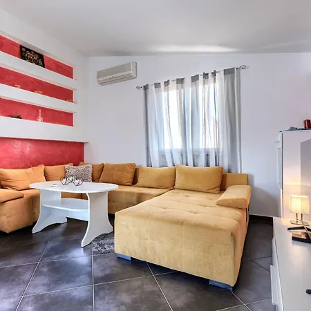 Jadreski By Interhome
