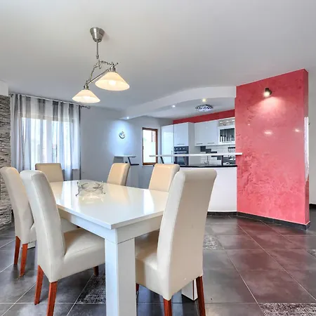Casa de Férias Jadreski By Interhome