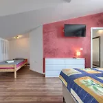 Jadreski By Interhome * Πούλα