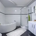 Jadreski By Interhome
