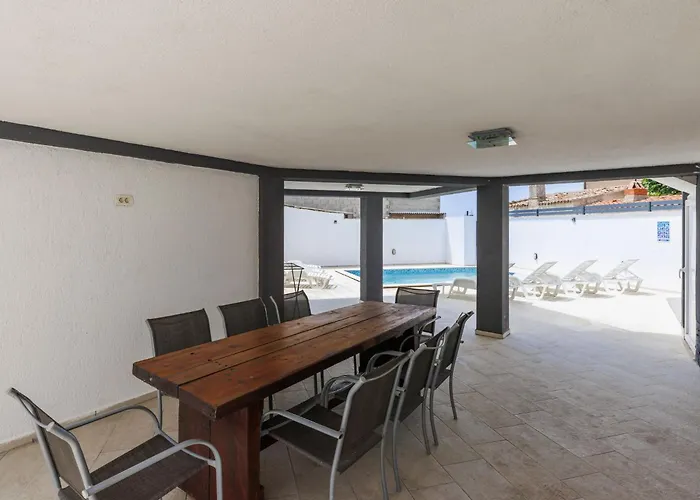 Jadreski By Interhome 펜션 풀라